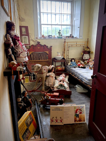 childrens bedroom