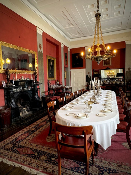 dining room